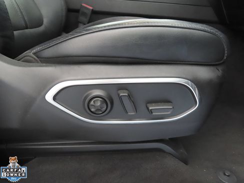 Used 2024 Jeep Wagoneer Series II w/ Flexible Seating Group RWD image 29