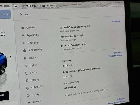 Used 2022 Tesla Model Y Long Range AWD/4WD image 18