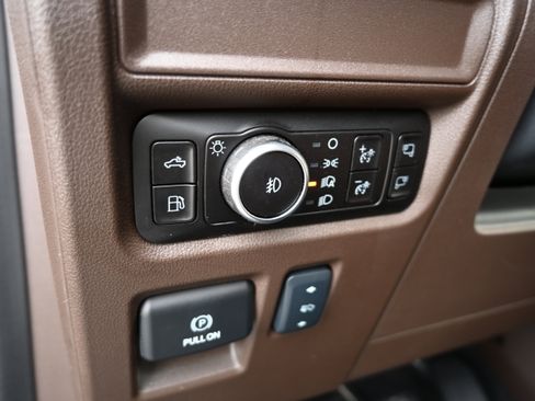 Used 2025 Ford F150 King Ranch w/ FX4 Off-Road Package image 19