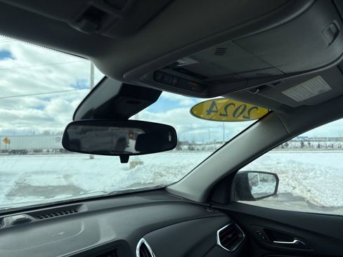 Used 2024 Chevrolet Equinox LT w/ LPO, Floor Liner Package image 28