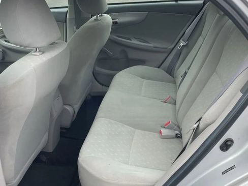 Used 2010 Toyota Corolla S image 5