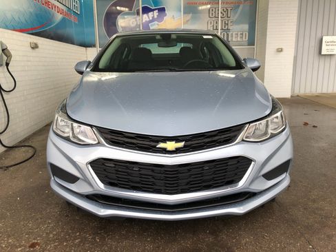 Certified 2017 Chevrolet Cruze LS image 2