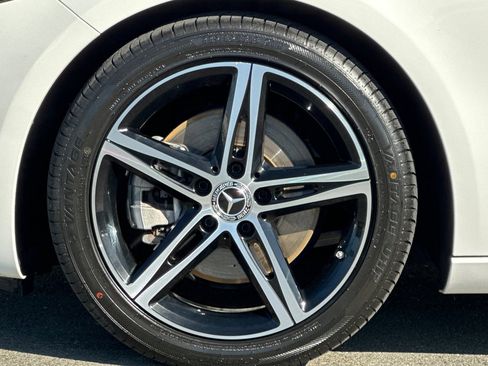 Used 2022 Mercedes-Benz A 220 image 25