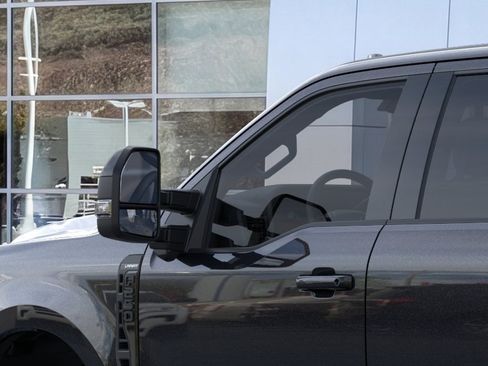 New 2026 Ford F250 Lariat w/ Black Appearance Package AWD/4WD image 21