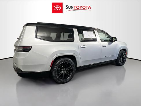 Used 2024 Jeep Grand Wagoneer L Series II w/ Quick Order Packagew 28T AWD/4WD image 4