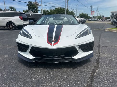 Used 2024 Chevrolet Corvette Stingray Premium Conv w/ Z51 Performance Package RWD image 8