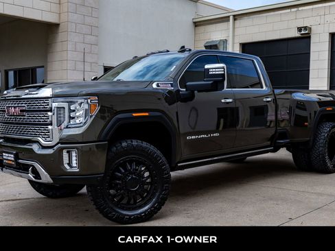 Used 2023 GMC Sierra 3500 Denali w/ Denali Ultimate Package AWD/4WD image 5