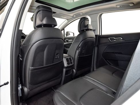 Used 2025 Kia Sportage EX w/ Premium Package AWD/4WD image 27