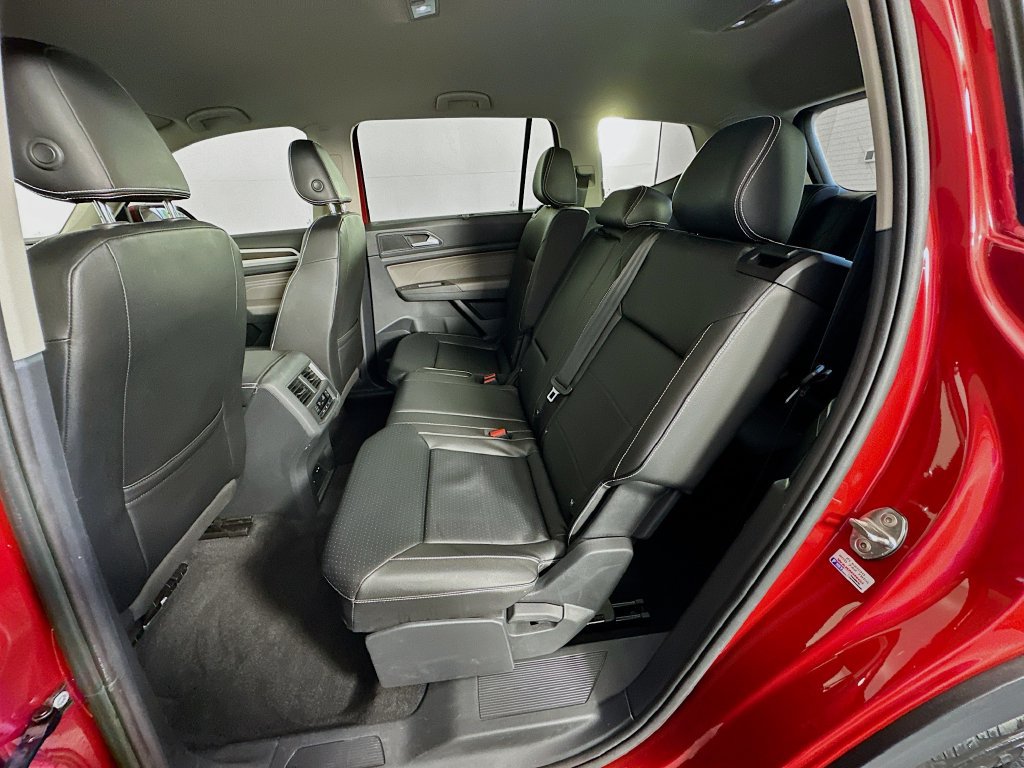Used 2023 Volkswagen Atlas SE w/ Black Wheel Package FWD image 23