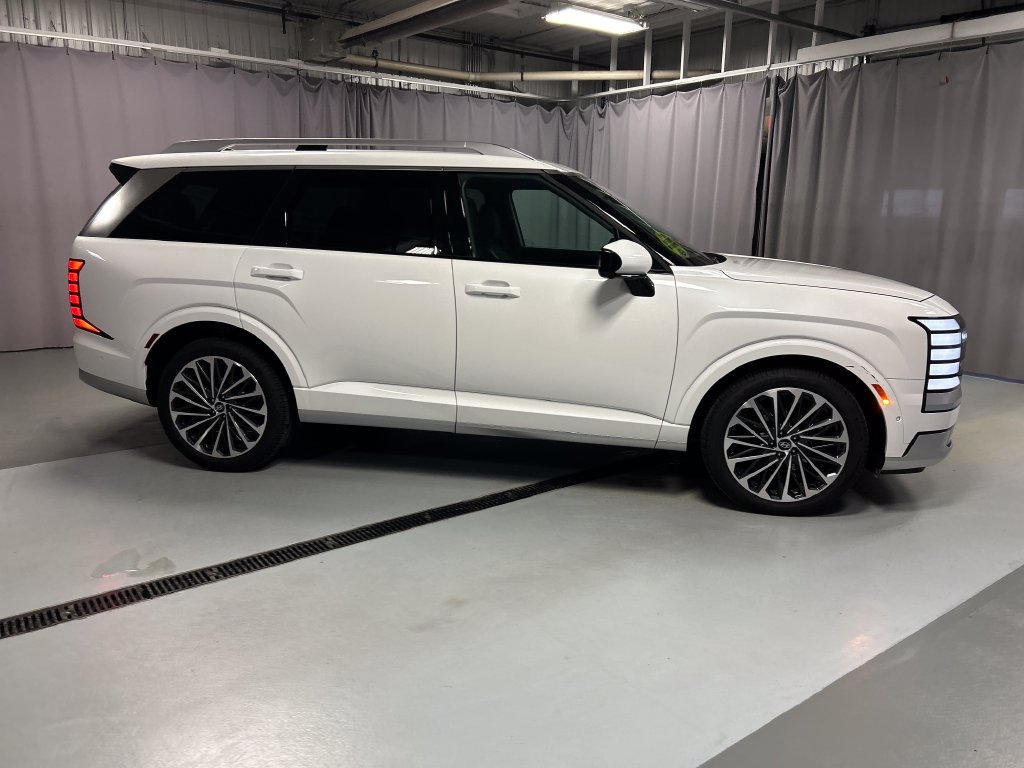 Used 2026 Hyundai Palisade Calligraphy AWD/4WD image 8