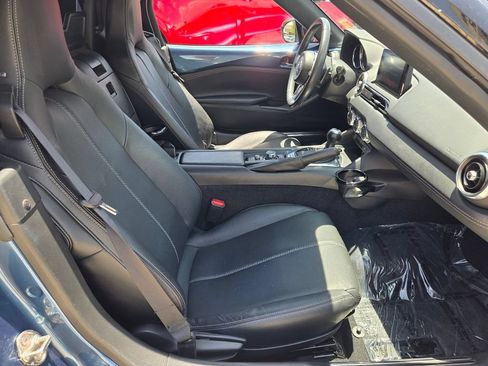 Used 2020 MAZDA MX-5 Miata Grand Touring RWD image 14