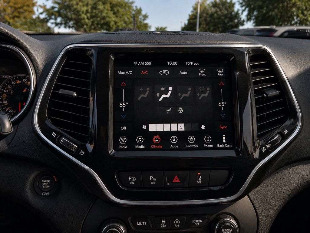 Used 2021 Jeep Cherokee Limited AWD/4WD image 13