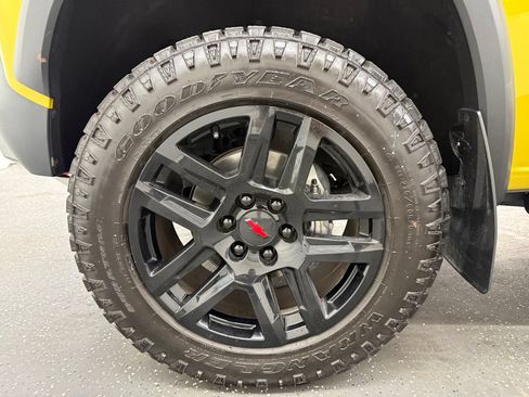 Used 2023 Chevrolet Colorado Trail Boss w/ LPO, Skid Plate Package AWD/4WD image 18