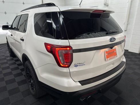 Used 2018 Ford Explorer Sport w/ Equipment Group 401A image 8