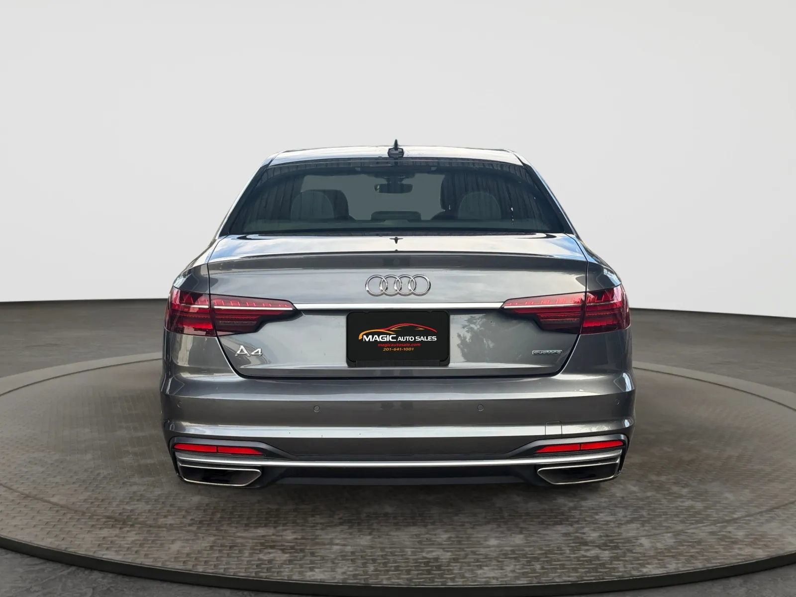 Used 2023 Audi A4 2.0T Premium w/ Convenience Package AWD/4WD image 9