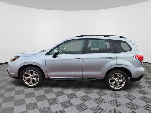 Used 2018 Subaru Forester 2.5i Touring w/ Popular Package #2 image 6
