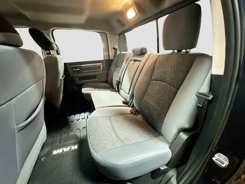 Used 2018 RAM 1500 Big Horn image 23