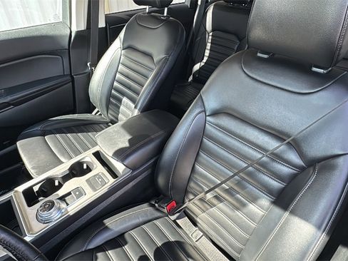 Certified 2023 Ford Edge SEL w/ Convenience Package image 22