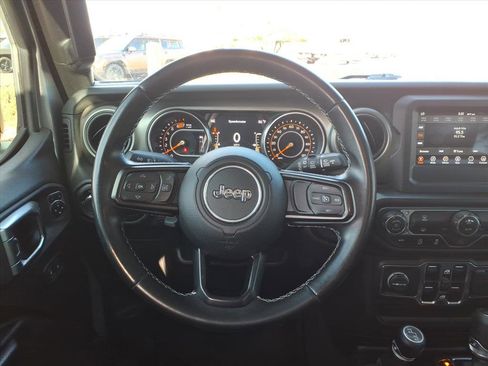 Used 2020 Jeep Wrangler Unlimited Sport image 17