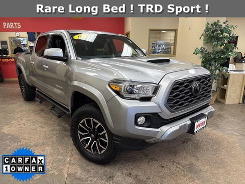 Used 2023 Toyota Tacoma TRD Sport image 12