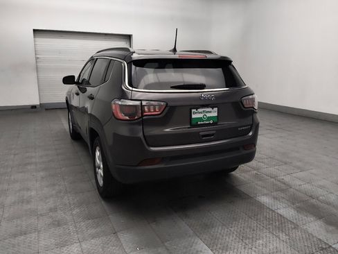 Used 2019 Jeep Compass Sport FWD image 5