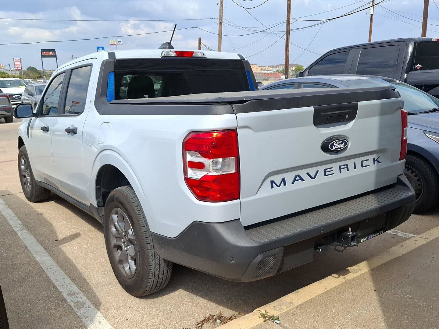 Used 2025 Ford Maverick XLT w/ Equipment Group 302A AWD/4WD image 9