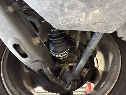 Used 2010 Lexus IS 250C image 23