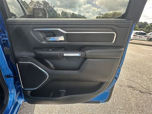 Used 2025 RAM 1500 Laramie image 16