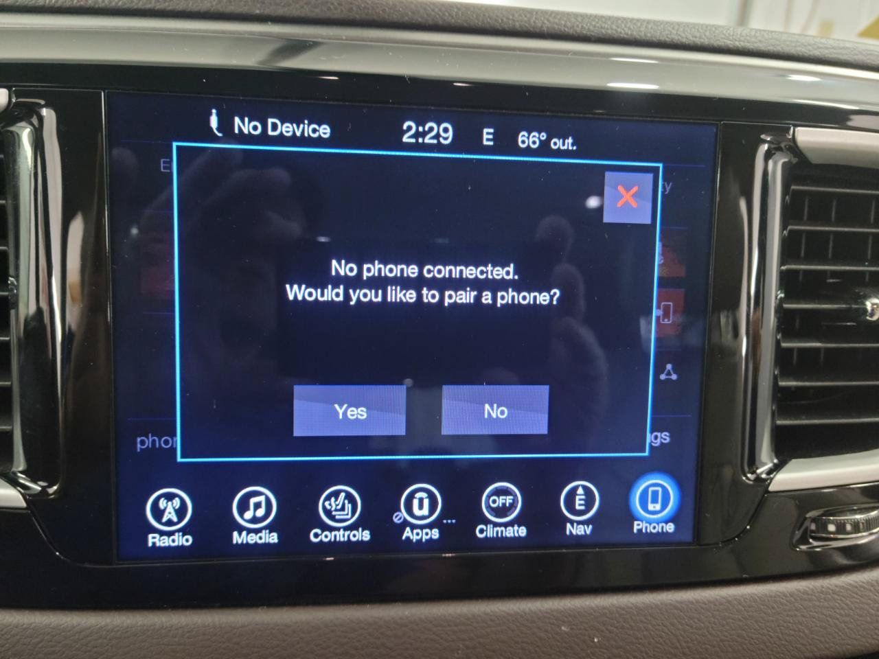Used 2017 Chrysler Pacifica Touring-L FWD image 21