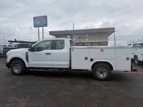 New 2026 Ford F250 XL RWD image 2