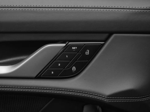 New 2025 Porsche Taycan 4S image 29