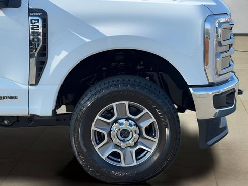 Used 2024 Ford F250 Lariat image 47