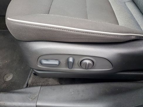 Used 2023 Chevrolet TrailBlazer LT image 6