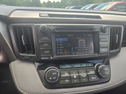 Used 2015 Toyota RAV4 XLE AWD/4WD image 13