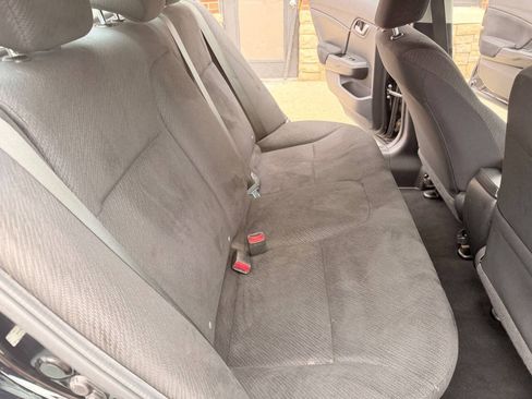 Used 2013 Honda Civic LX image 17
