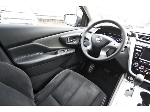 Used 2016 Nissan Murano S FWD image 11