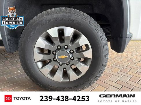 Used 2024 Chevrolet Silverado 2500 Custom w/ Custom Value Package AWD/4WD image 7
