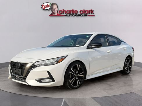 Used 2020 Nissan Sentra SR w/ Trunk Package FWD image 2