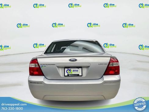 Used 2005 Ford Five Hundred Limited FWD image 7