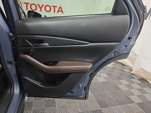 Used 2021 MAZDA CX-30 2.5 Turbo w/ Premium Plus Pkg image 16