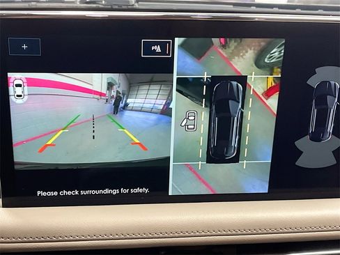 Used 2023 Lincoln Nautilus Reserve w/ Equipment Group 201A image 14