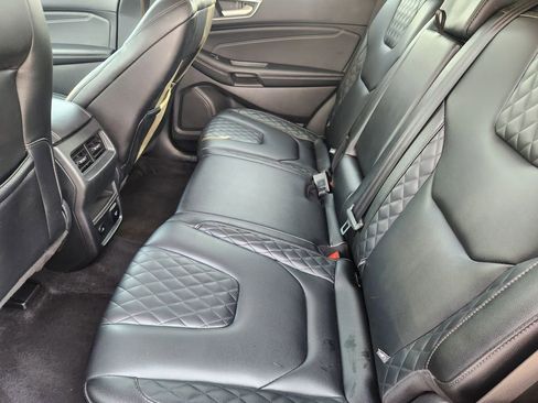 Used 2024 Ford Edge Titanium image 27