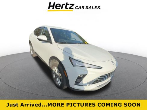 Used 2025 Buick Envista Preferred FWD image 1