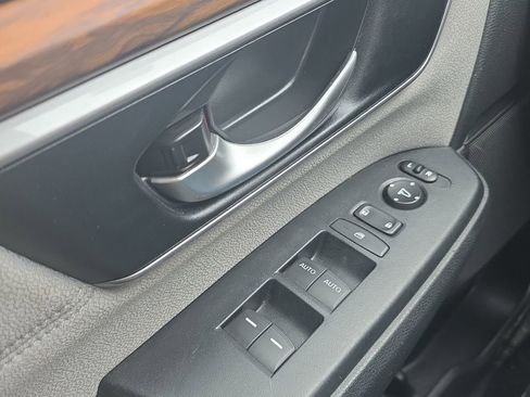 Used 2018 Honda CR-V EX image 10