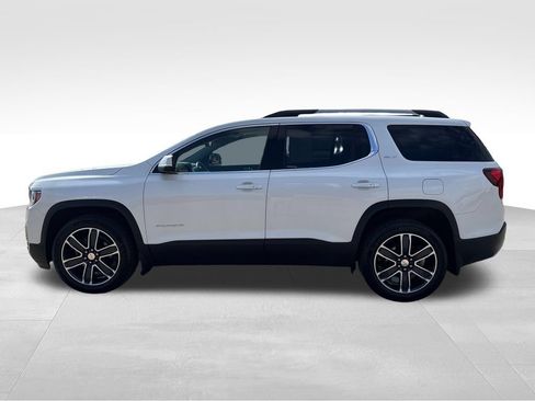 Certified 2023 GMC Acadia SLT w/ Technology Package AWD/4WD image 3