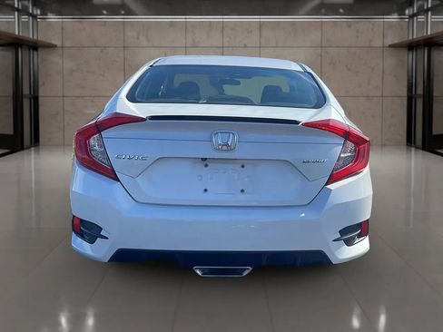 Used 2019 Honda Civic Sport image 6