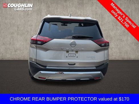 Used 2022 Nissan Rogue Platinum w/ Head-Up Display Package AWD/4WD image 7