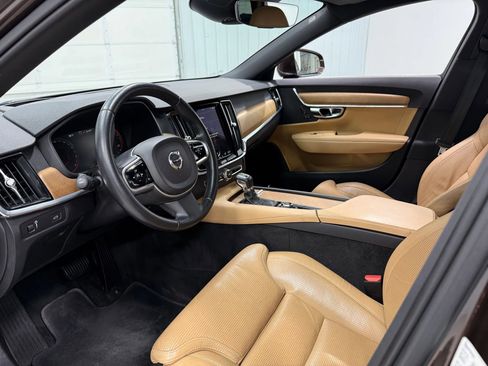 Used 2018 Volvo V90 T6 Inscription image 12