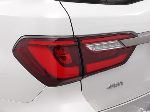 Used 2023 INFINITI QX80 Premium Select w/ Cargo Package image 38