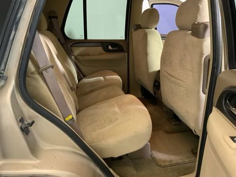 Used 2004 GMC Envoy SLE AWD/4WD image 23